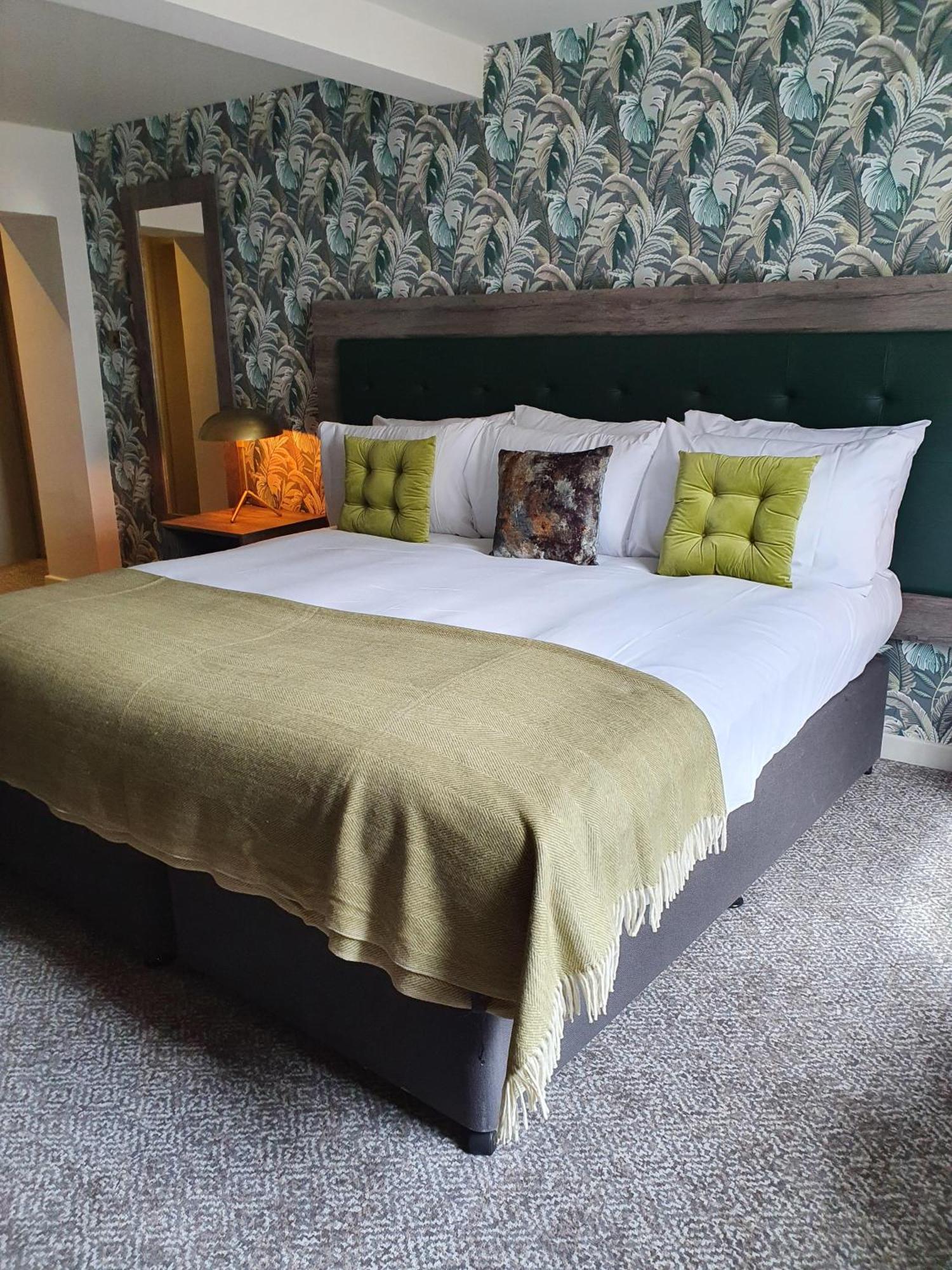 The Coach And Horses Otel Hexham Oda fotoğraf